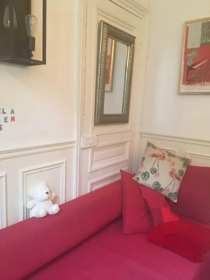 44 Rue Saint-placide Apartament